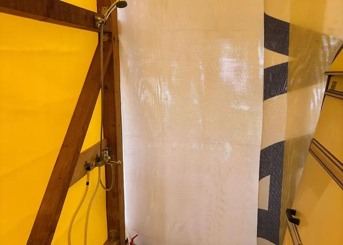 אתר קמפינג каравана рапунцел - Rapunzel Caravan בלצ'יק