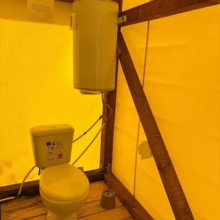 каравана рапунцел - Rapunzel Caravan Campsite *